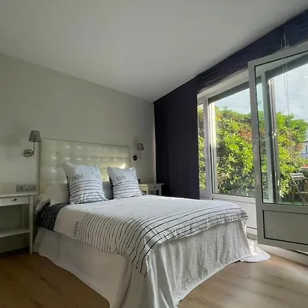 El Caserio Aparthotel